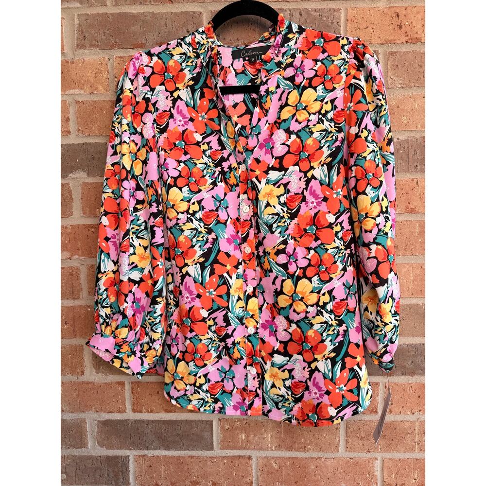 Calessa Floral Button DownTop Size Small NWT